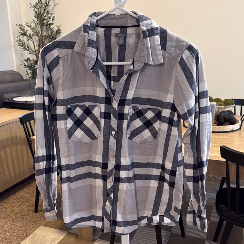Aerie Blue Flannel Button Down Shirt